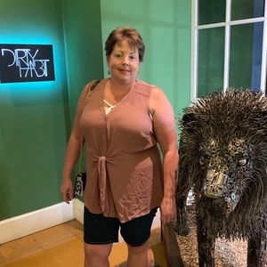 Meet your Posher, Chrissy